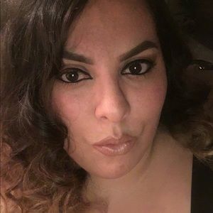 Meet your Posher, Cheri